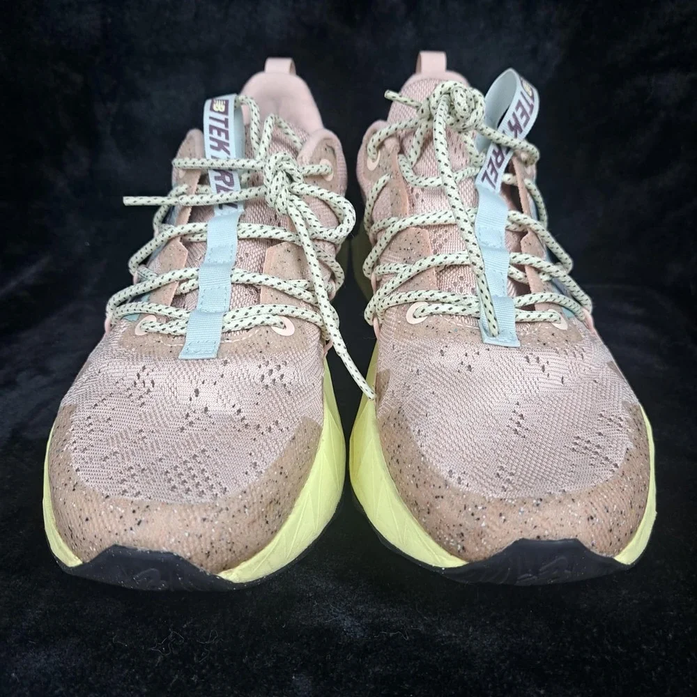New Balance Tektrel Shoes Mens 8.5 Womens 10 Brown Yellow Trail Running WTTTRLH1